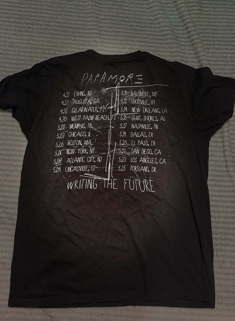 Paramore Writing The Future 2015 North American Tour T-Shirt - Picture 2 of 3